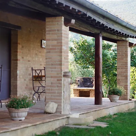 Ulivi E Sentieri Farm stay Foligno
